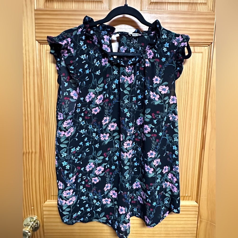 Spense brand sleeveless blouse. Size XL.